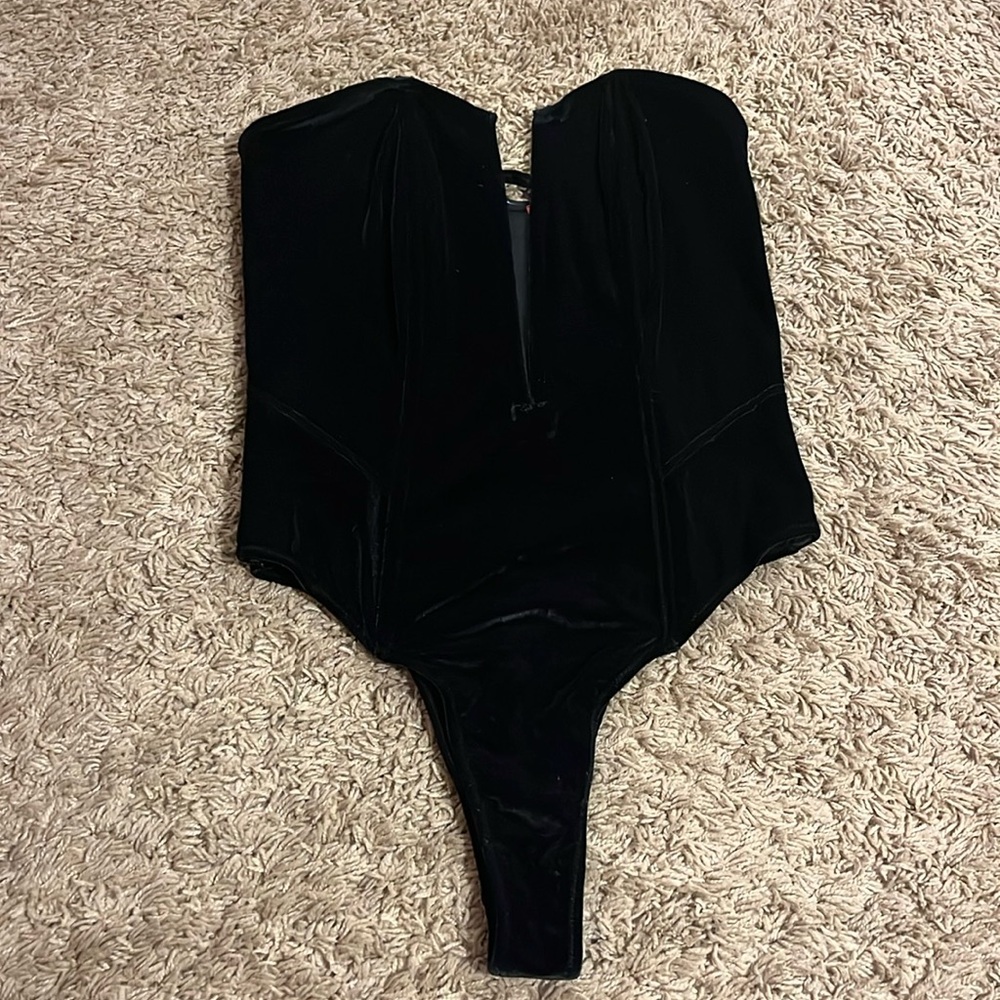 Velvet corset!